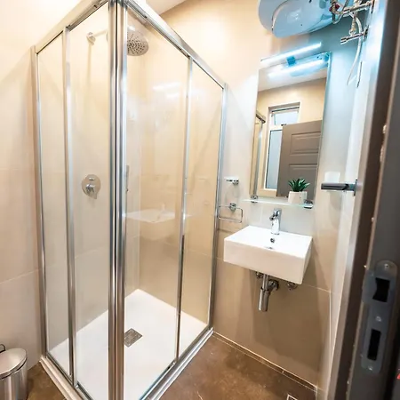 El Doris Boutique Living St Julian's B&B 4*
