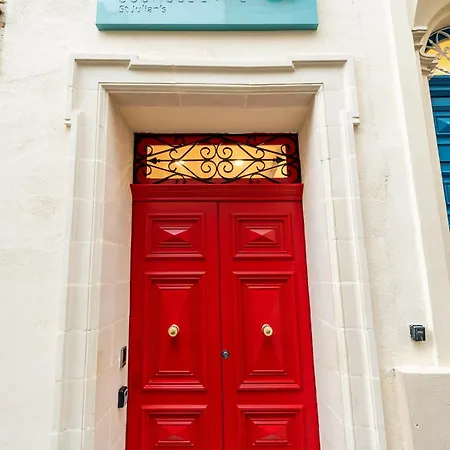 El Doris Boutique Living St Julian's Bed & Breakfast *