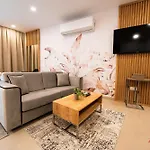 El Doris Boutique Living St Julian's Panzió 4*